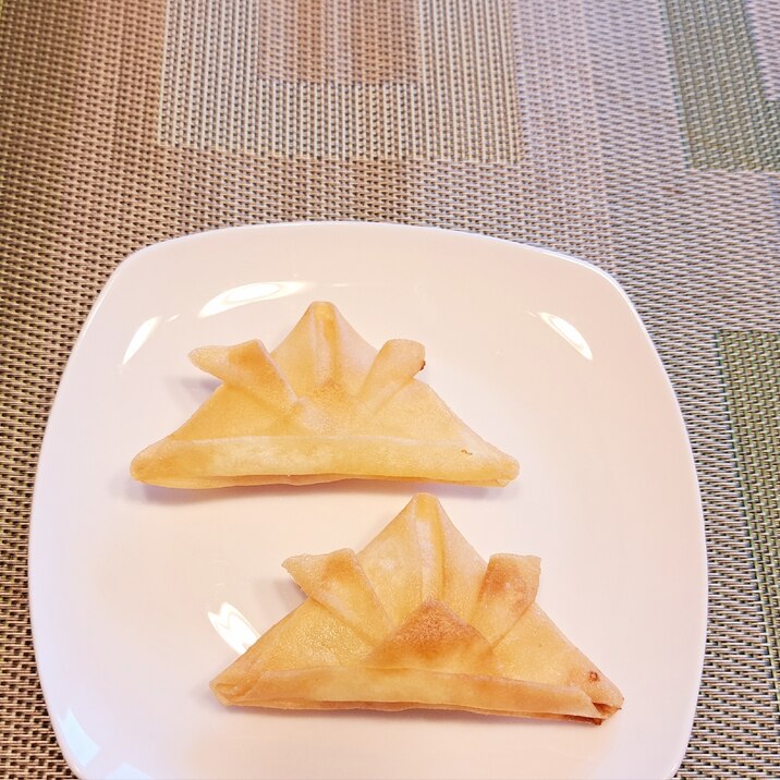 こどもの日に!春巻きで作る ハムチーズかぶと